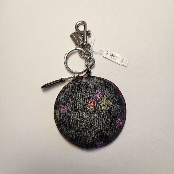 NWT Coach CM317 Circular Coin Pouch Country Floral Signature Deep Berry - Picture 1 of 3